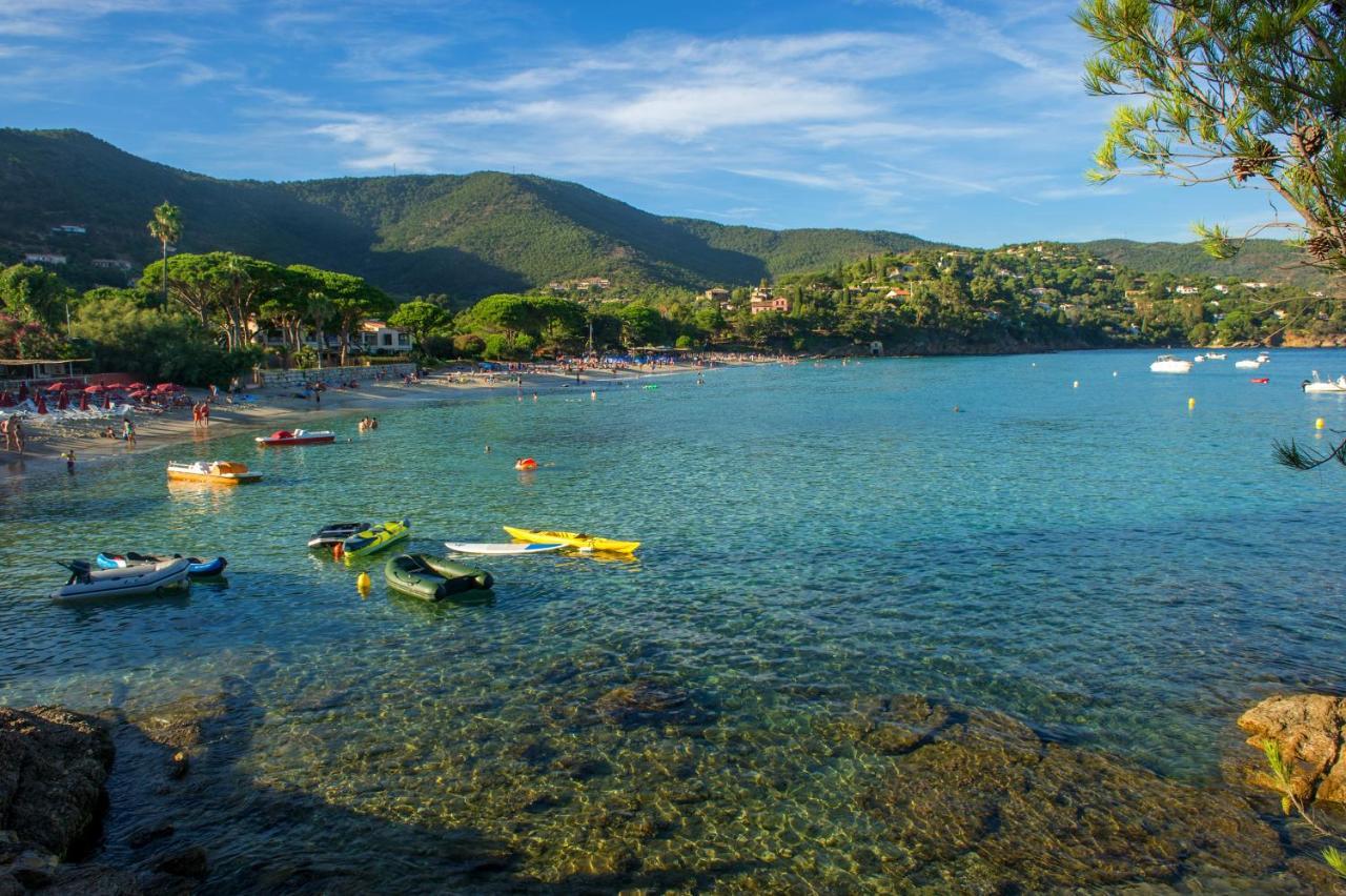 Residence Goelia Le Domaine De La Pinede Le Lavandou Luaran gambar