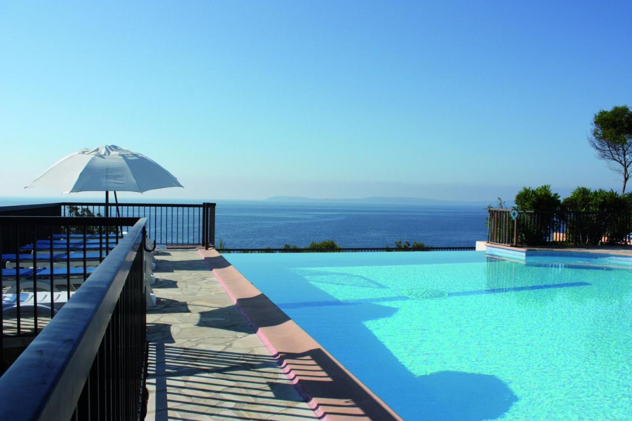 Residence Goelia Le Domaine De La Pinede Le Lavandou Luaran gambar