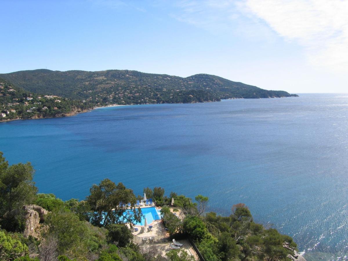 Residence Goelia Le Domaine De La Pinede Le Lavandou Luaran gambar